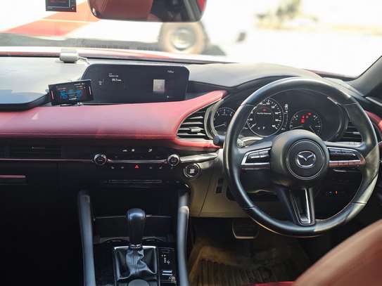 Mazda 3 image 8