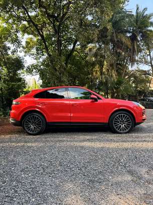 2019 Porsche cayenne coupe image 13