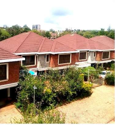 Elegant 5 Bedroom Townhouse for Sale in Kyuna image 2