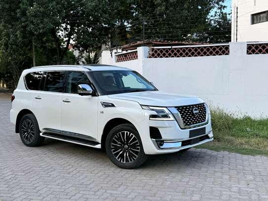 NISSAN PATROL 2019MODEL FACE LIFT 2023 image 4