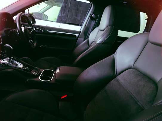 Porsche cayenne turbo maroon 2017 image 6