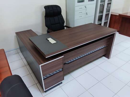 1800mm Modern Wooden Executive Managers Desk image 4
