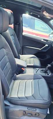 Volkswagen Tiguan Sunroof R-line Green 2020 image 5