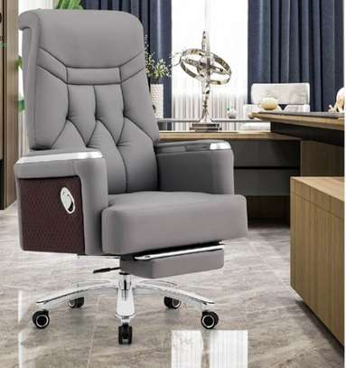 Office Chair; Soft Gray Leather Touch Boss Chair image 4