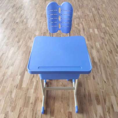 Student Desks and Chairs image 4