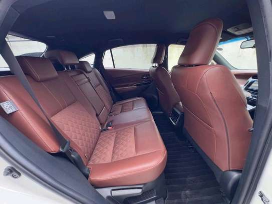 Toyota harrier 2018 model image 5
