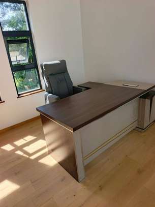 1.8 M L Shape Executive Computer Office Desk image 15