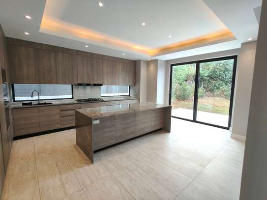 4 Bed Villa with En Suite at Runda image 15