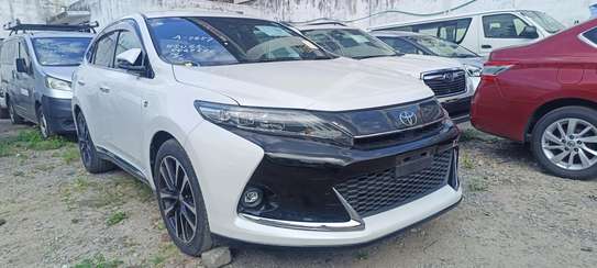 Toyota Harrier GR White 2018 2wd image 4