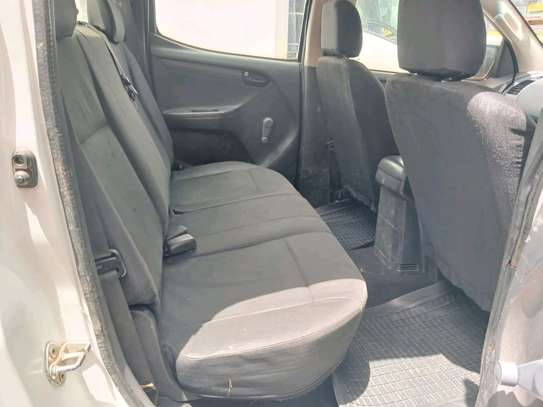 ISUZU DMAX DOUBLE CAB PICK UP image 8
