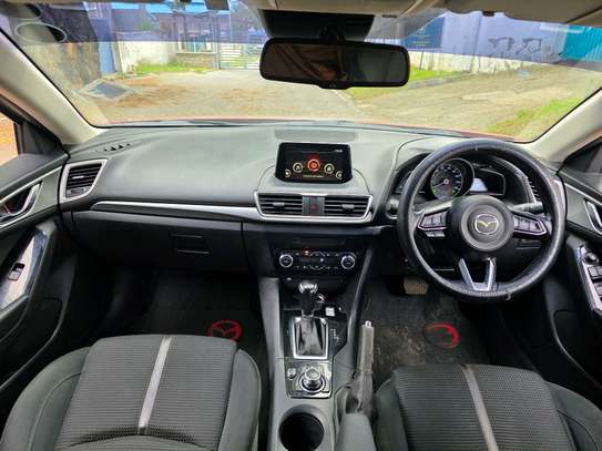 MAZDA AXELA image 6