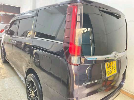 TOYOTA ESQUIRE 2015MODEL 8 SEATER image 3