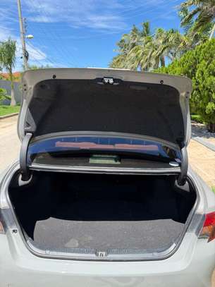 Toyota mark x image 3