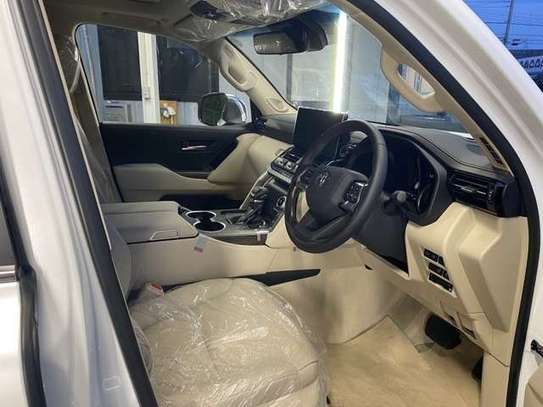 2022 TOYOTA LAND CRUISER 300 ZX image 2