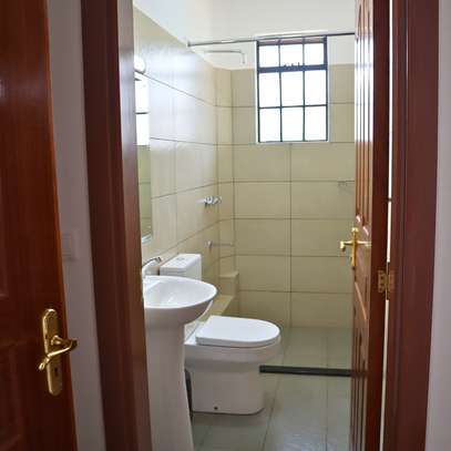 4 Bed Villa with En Suite in Ruiru image 4