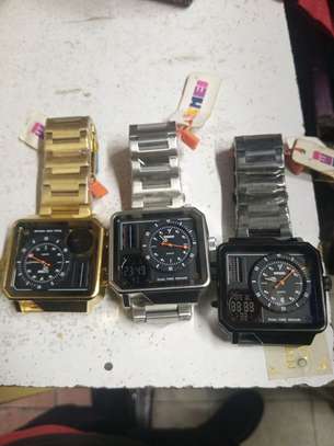 Vintage Gold-Tone Men's Watch Dual Analog Display image 2