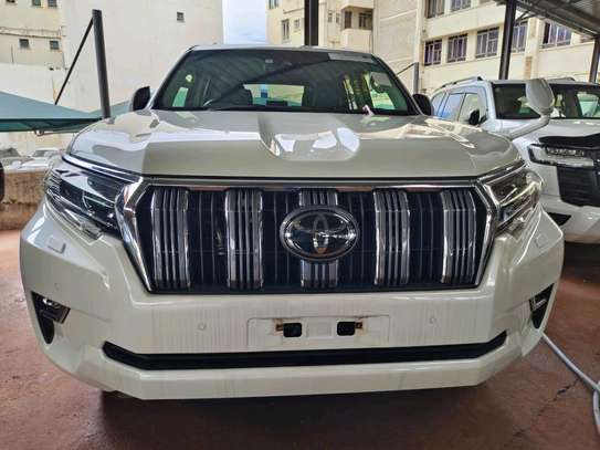 Toyota land cruiser prado Diesel TX 2018 image 13