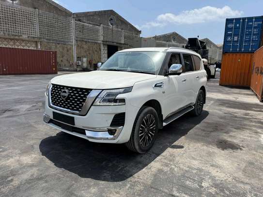 Nissan Patrol 2019 Facelift 2023 image 6