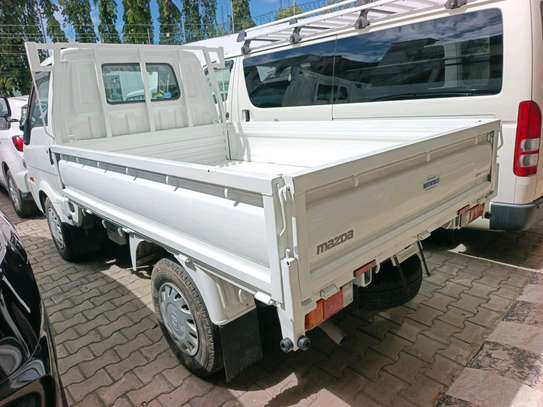 Mazda bongo track image 9