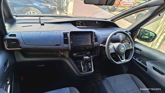 Nissan Serena highway Star hybrid ✨✨✨✨ Nismo 2018 image 9