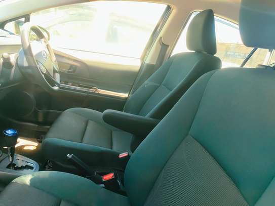 Toyota Aqua hybrid blue 2017 image 4