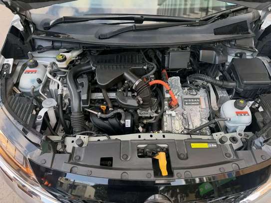 Nissan Note empower image 8
