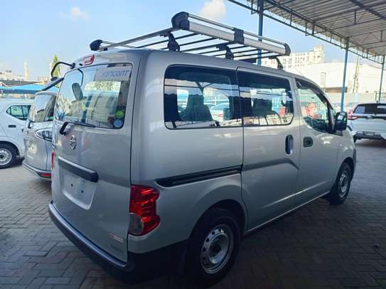 Nissan nv200 2018 model image 7