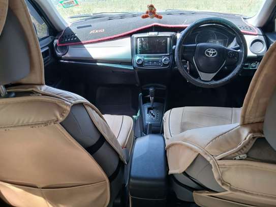 Toyota axio on sale image 2