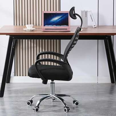 Nilan Mesh Headrest Swivel Office Chair image 2