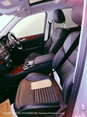 Mercedes Benz GLS350d 2017 image 6