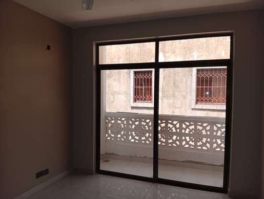 3 Bed Townhouse with En Suite at Kanamai Area image 12