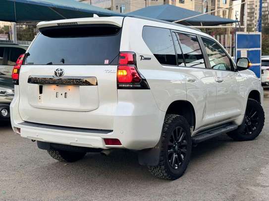 2022 Toyota LandCruiser Prado TX-L 70TH ANNIVERSARY image 4