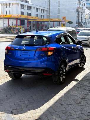Honda Vezel HR-V Compact SUV Blue Efficient Ride 2019 image 13