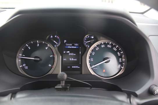 Toyota Landcruiser Prado 70th Anniversary TX 2021 45,000 Kms image 9