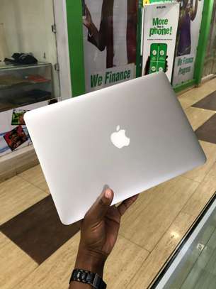 MacBook Air 13 Core i7 @ 32,999 image 7