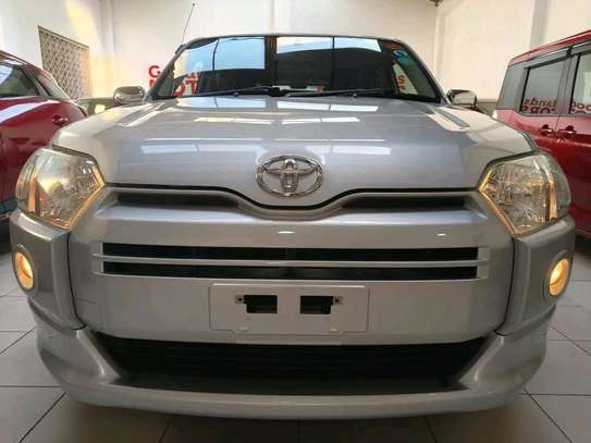 Toyota succeed TXG silver image 7