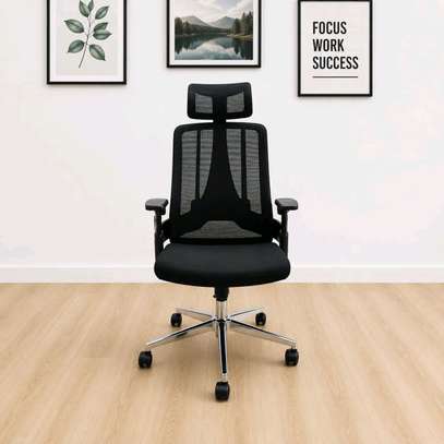 Highback Ergonomic office chair image 3