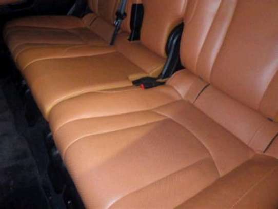 2017 Lexus LX570 image 2