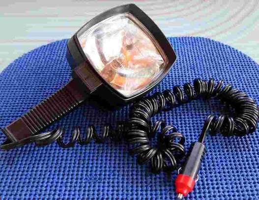 FOR SALE A QUARTZ HALOGEN HANDHELD SPOTLIGHT!! image 3