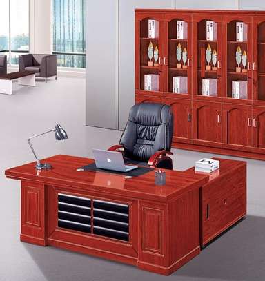 Office Desk; 1.6M Mahogany Executive Office Desk in Suneka image 4