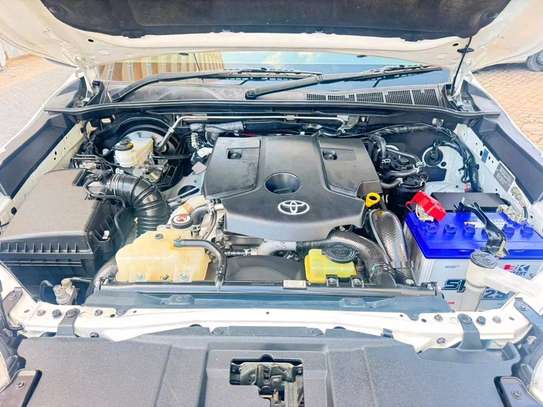 2019 Toyota Hilux Single Cab image 2