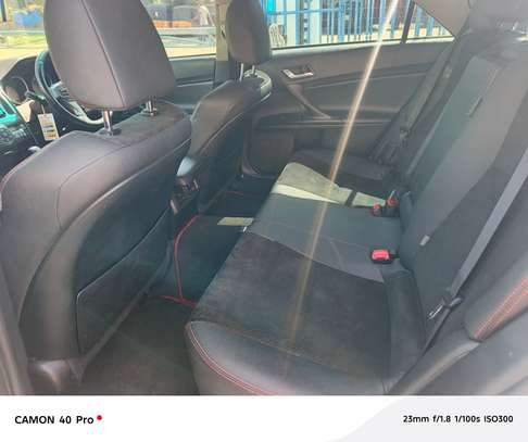 Toyota markx RS with sunroof is on sale in Mombasa image 2