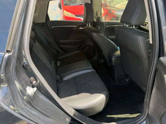 Honda zhuttle hybrid image 9