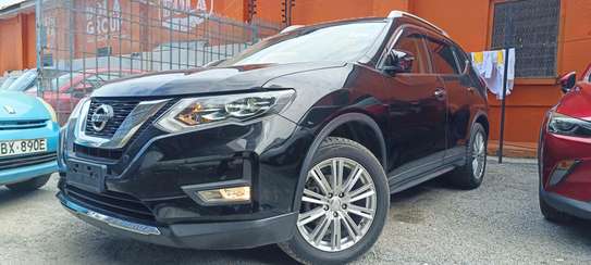 Nissan X-Trail Sunroof Black 2018 4wd image 3