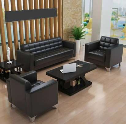 Office Sofas:5 Seater  Office Leather Sofa In Keumbu image 8