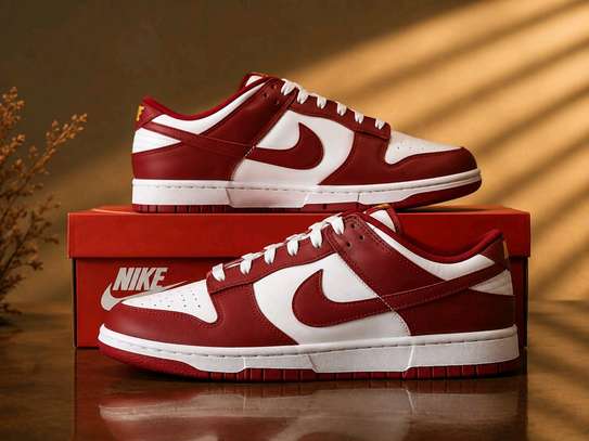 Sport shoes image 6