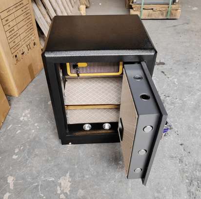 Fireproof Safe; 55 Kgs Fireproof Safe in Kiamokama image 3