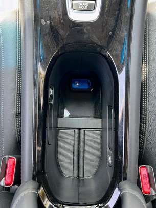Honda Vezel hybrid black 2019 image 4
