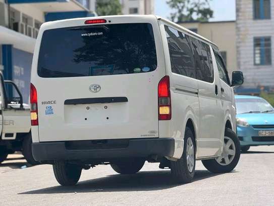 Toyota Hiace autodiesel image 2
