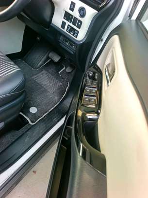 Toyota Noah wxb image 26